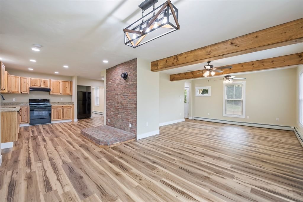 153 Haynes Hill Rd, Brimfield, MA Photo #8