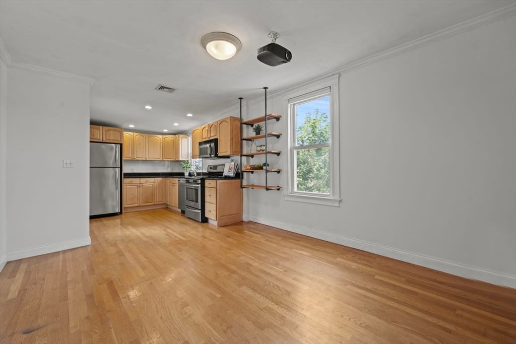86 Mount Vernon St #2 Somerville — Photo 19 of 26
