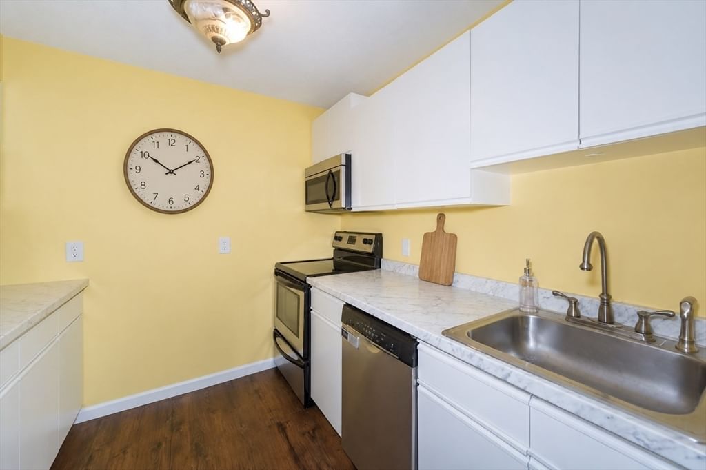 450 Somerset Ave #705 Taunton — Photo 9 of 25