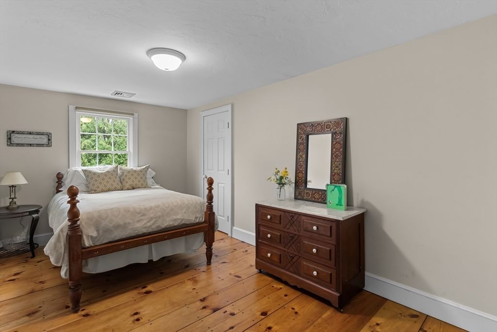 292 Warren Rd, Brimfield, MA 01010 photo 3