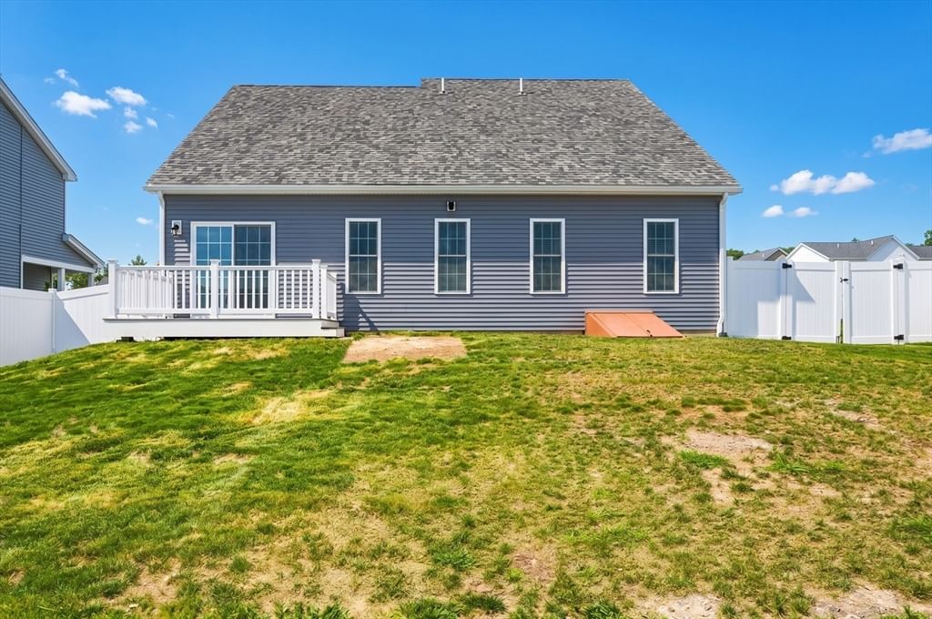 208 Crownshield Ave #208, Uxbridge, MA, 208 Crownshield Ave #208, Uxbridge, MA Photo #6