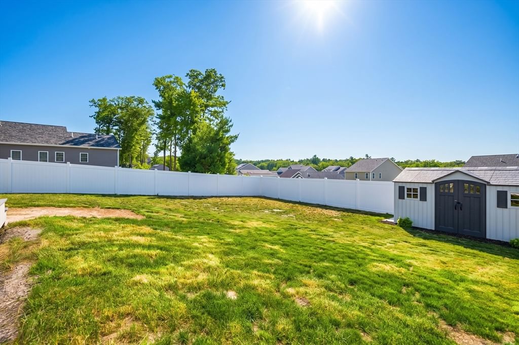 208 Crownshield Ave #208, Uxbridge, MA, 208 Crownshield Ave #208, Uxbridge, MA Photo #9