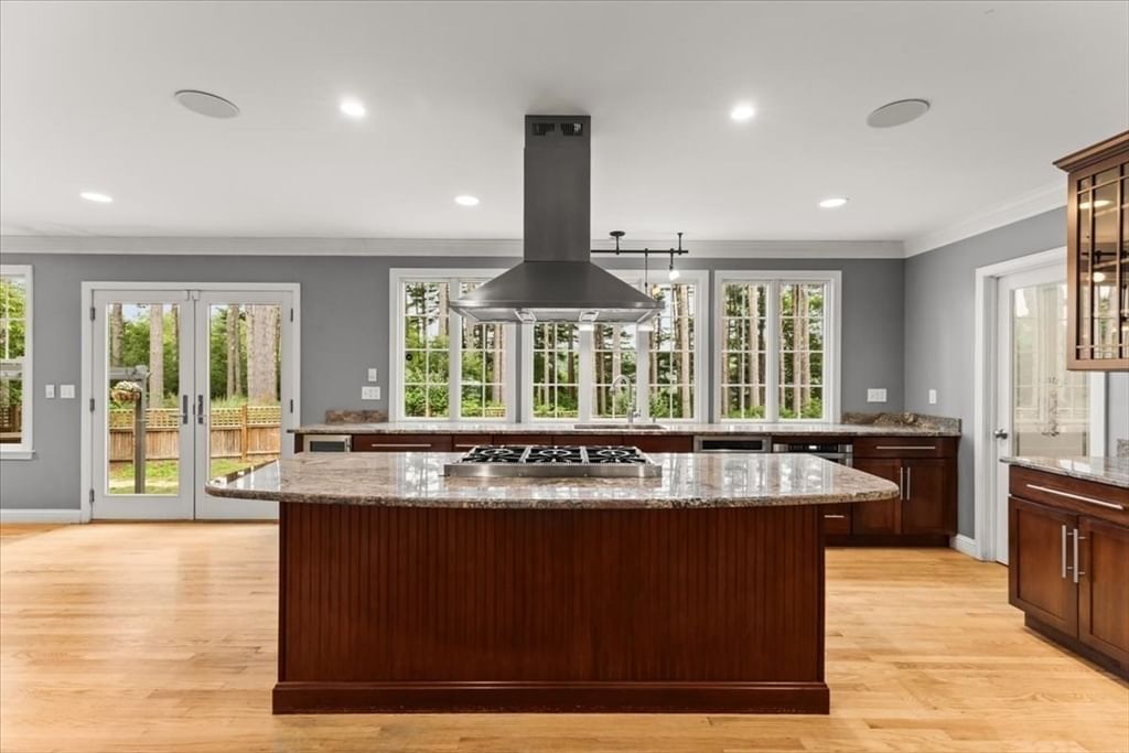 22 Red Pine Ln, Wareham, MA Photo #3