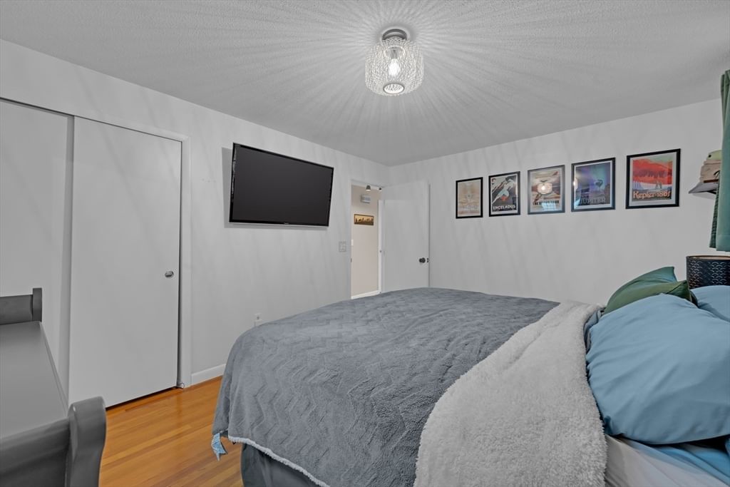 28 Yale Dr, Milford, MA 01757 photo 4