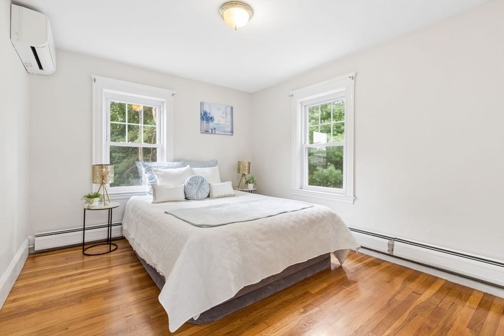 15 Woodbine Ter, Newton, MA Photo #11