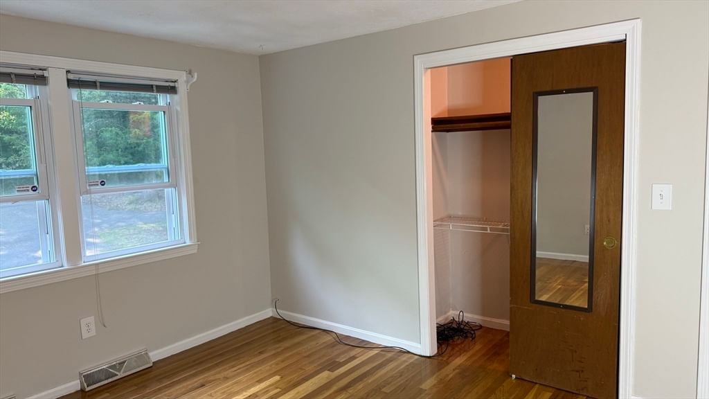 48 Badger Rd Framingham — Photo 18 of 42