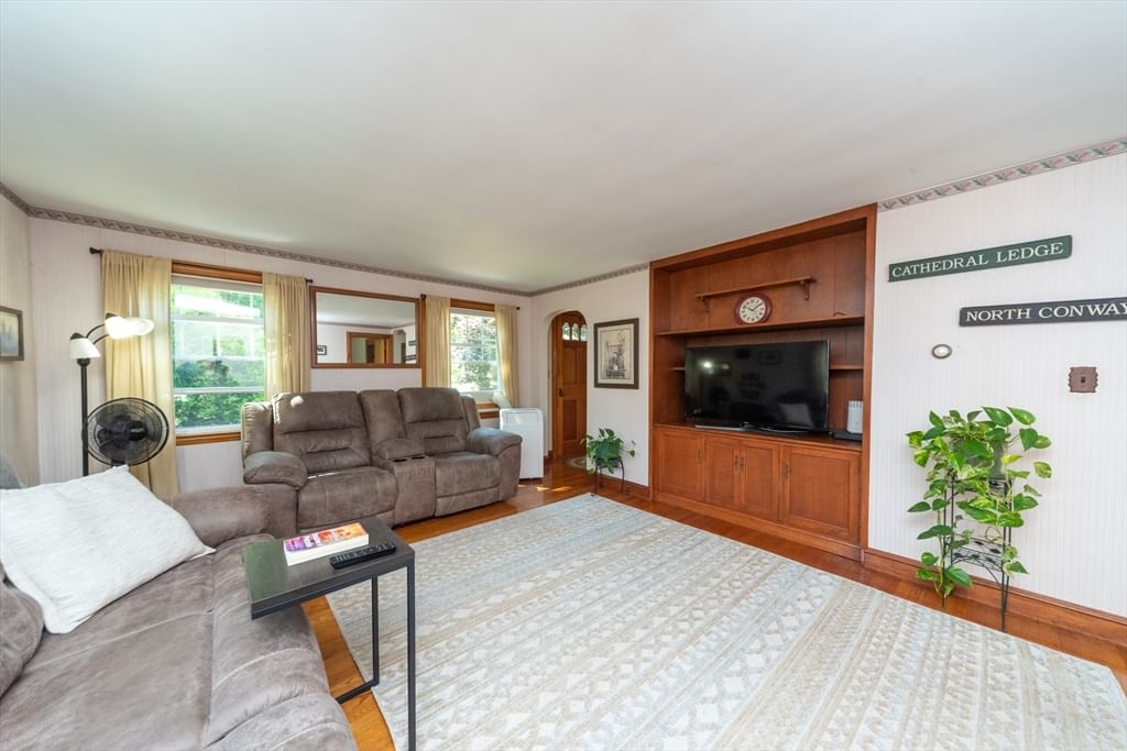 117 River St, Hudson, MA Photo #6
