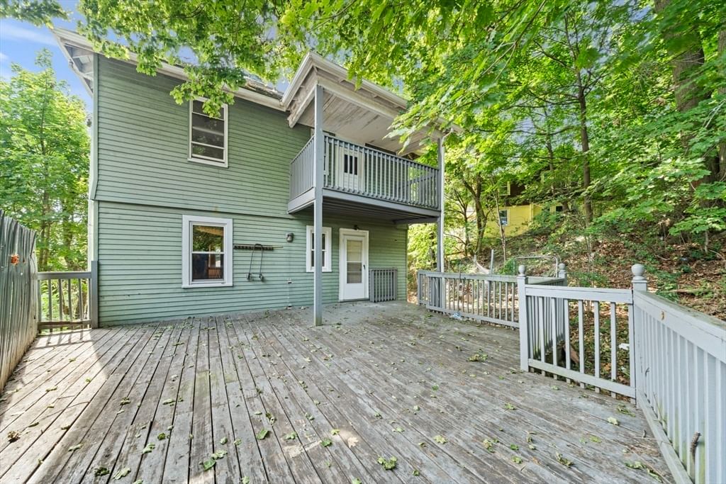 391 Poplar St Boston — Photo 16 of 16