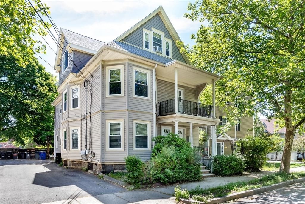 Photo of 67 Cleverly Ct, Quincy, MA