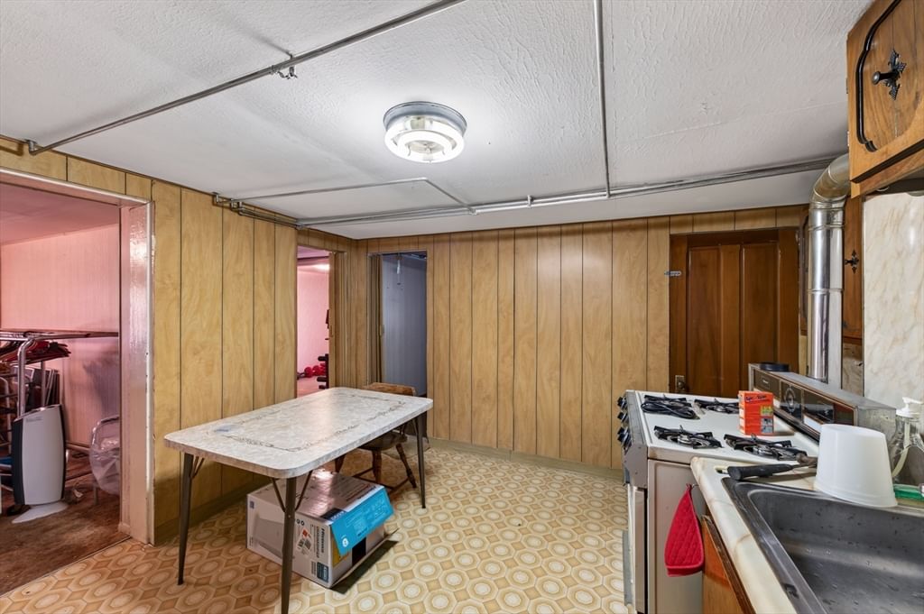 59 Orient St, Worcester, MA, 59 Orient St, Worcester, MA Photo #41