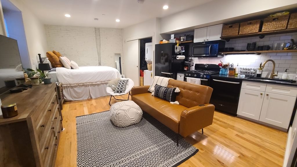 280 North St #6, Boston, MA, 280 North St #6, Boston, MA Photo #2