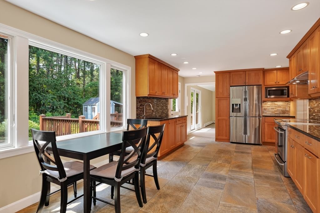 18 Harrington Rd Framingham — Photo 10 of 42
