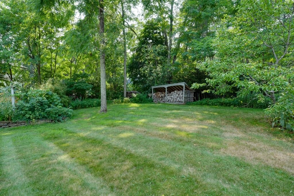 18 Harrington Rd Framingham — Photo 3 of 42