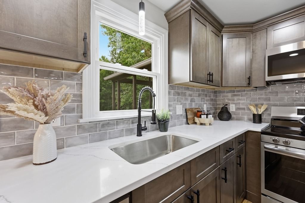 52 Aldo Drive, Ludlow, MA, 52 Aldo Drive, Ludlow, MA Photo #9