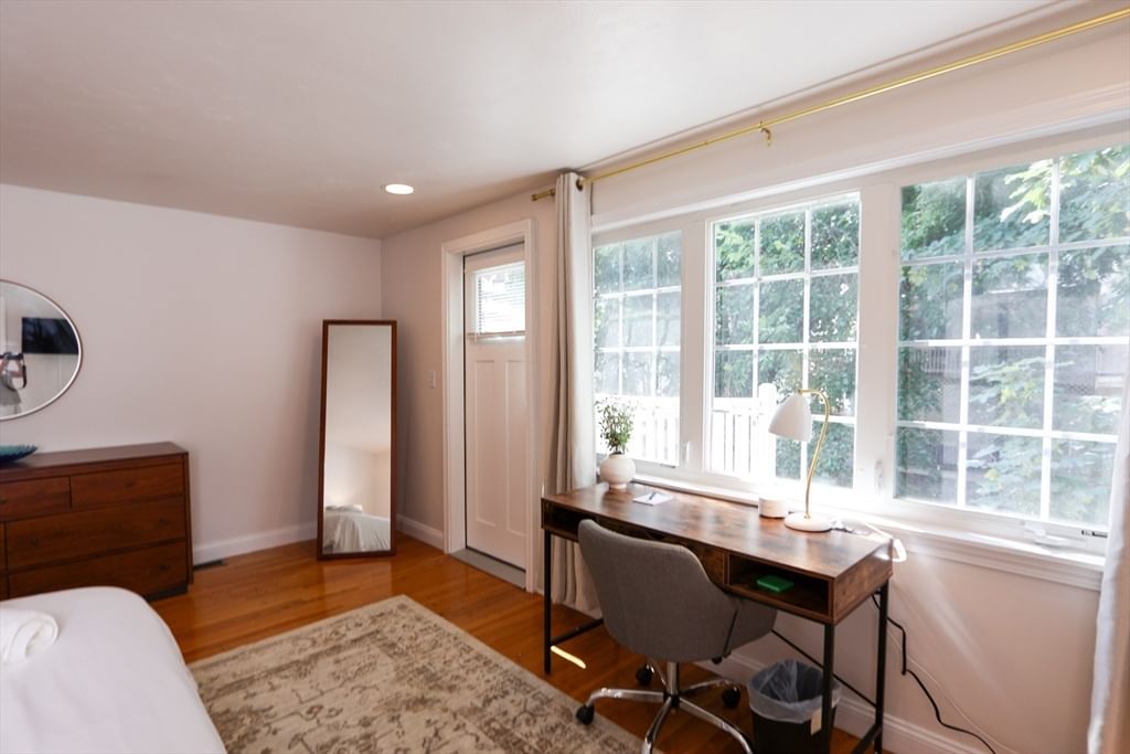 25 Jay St - C St FURNISHED, Cambridge, MA Photo #13