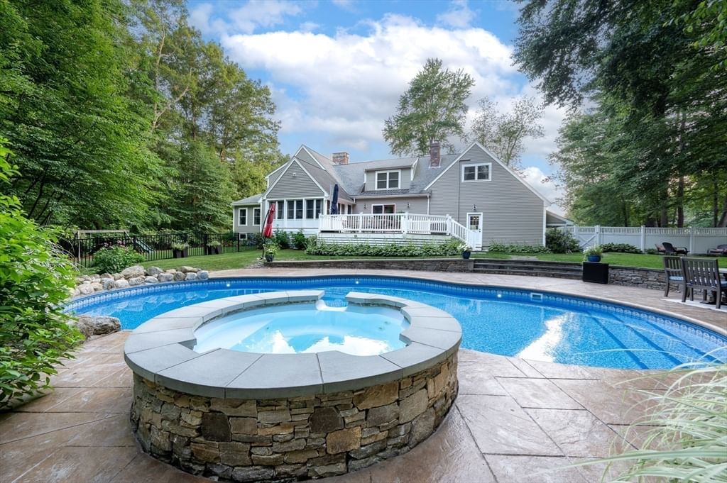 4 Dicarlo Rd, Hopkinton, MA, 4 Dicarlo Rd, Hopkinton, MA Photo #39
