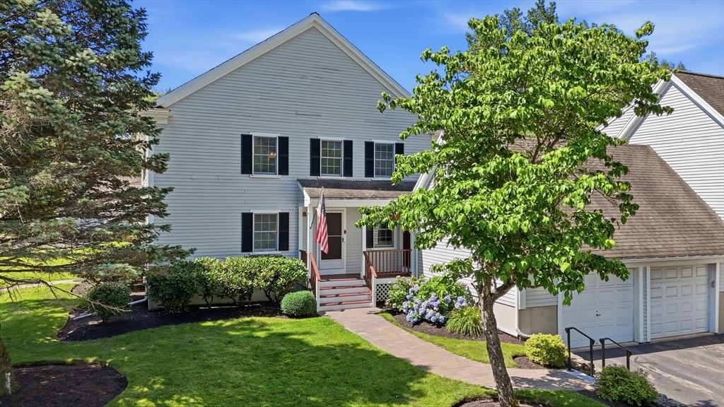 Property at 4 Partridge Ln, Lynnfield, MA 01940