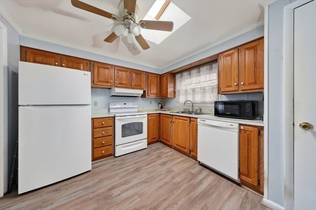 46 Leisurewoods Drive Rockland — Photo 8 of 20