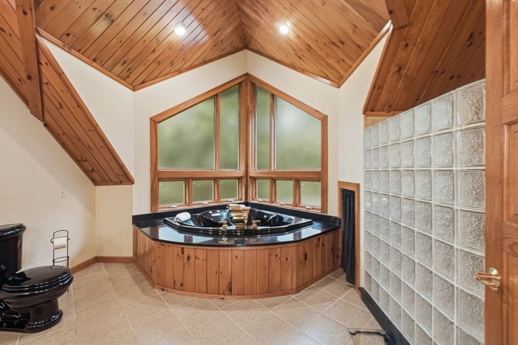 48 Sherburne Ave, Tyngsborough, MA, 48 Sherburne Ave, Tyngsborough, MA Photo #34