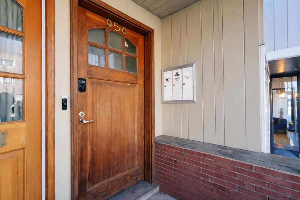 956 Cambridge St #3, Cambridge, MA Photo #2