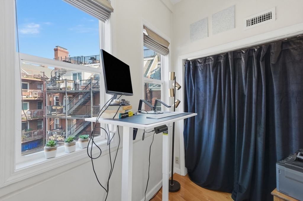 22 Park Street #3 Boston — Photo 13 of 18