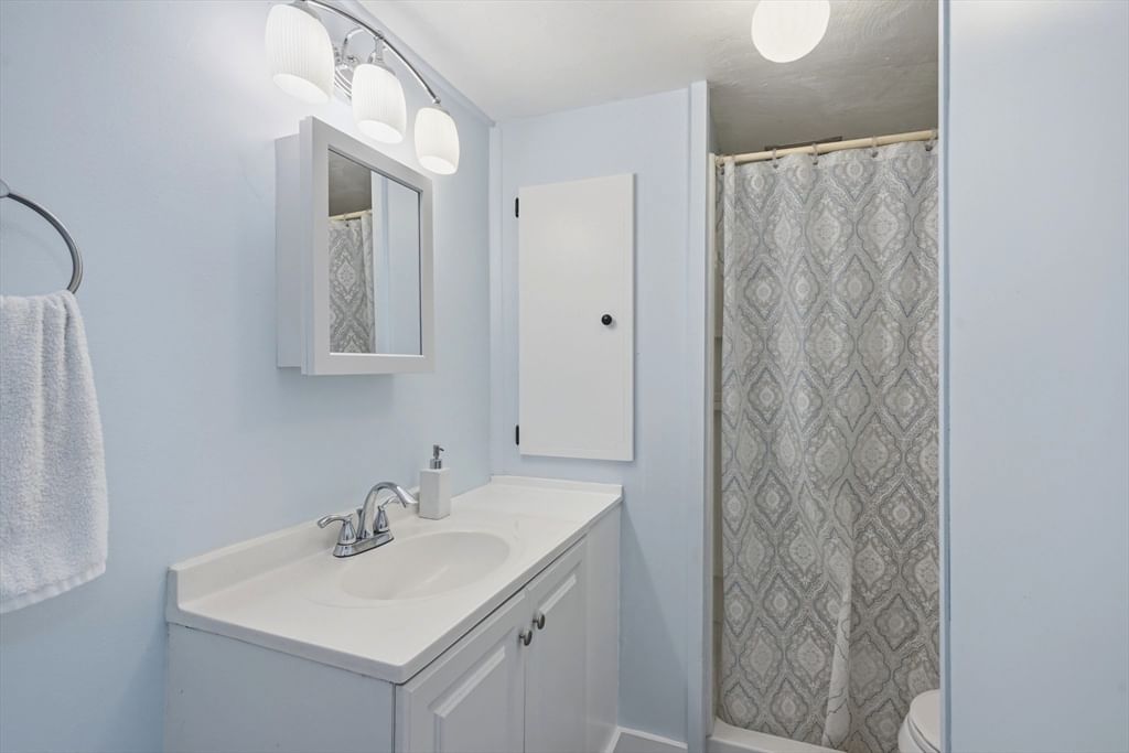7 Liberty Drive Attleboro — Photo 18 of 20