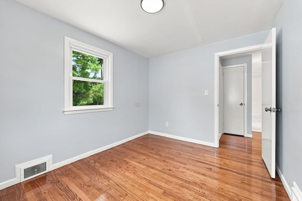 169 Slater Ave, Springfield, MA Photo #10