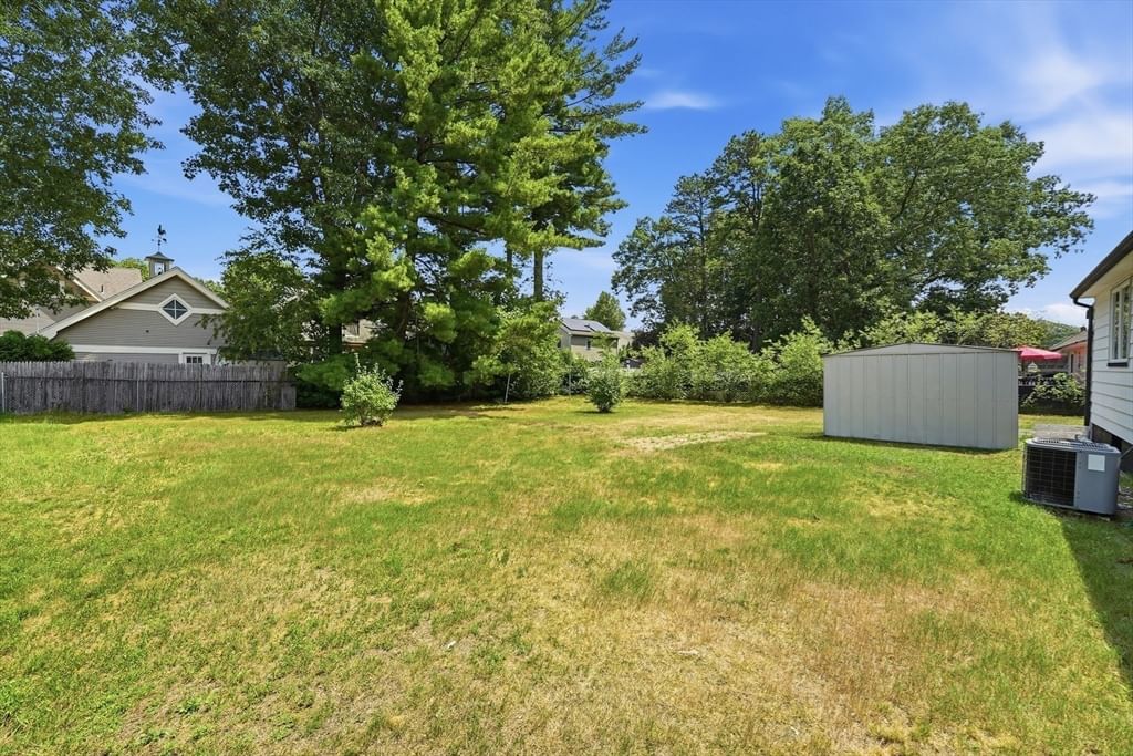 169 Slater Ave, Springfield, MA Photo #25