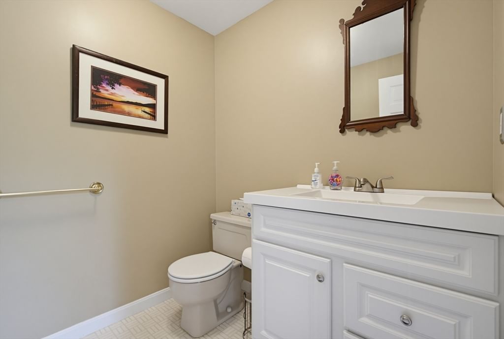 77A Christian Hill, Amherst, NH 03031 photo 5