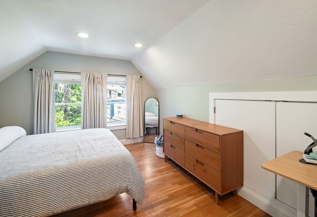 32 Oakland Street #32, Newton, MA Photo #9