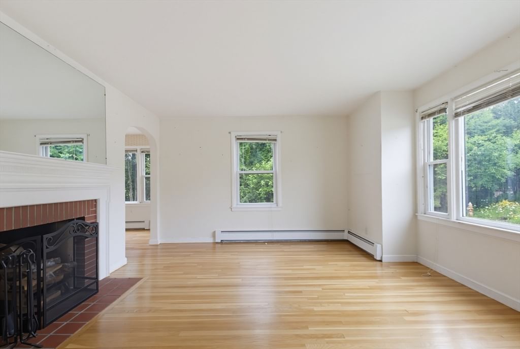17 Reynolds St, Worcester, MA Photo #12