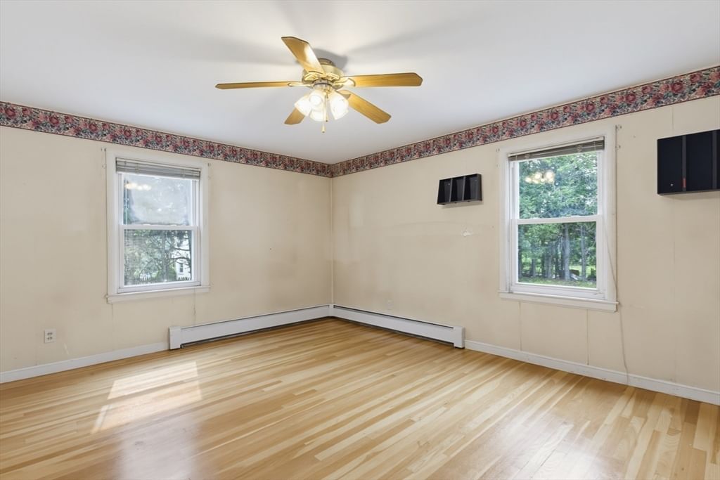 17 Reynolds St, Worcester, MA Photo #22
