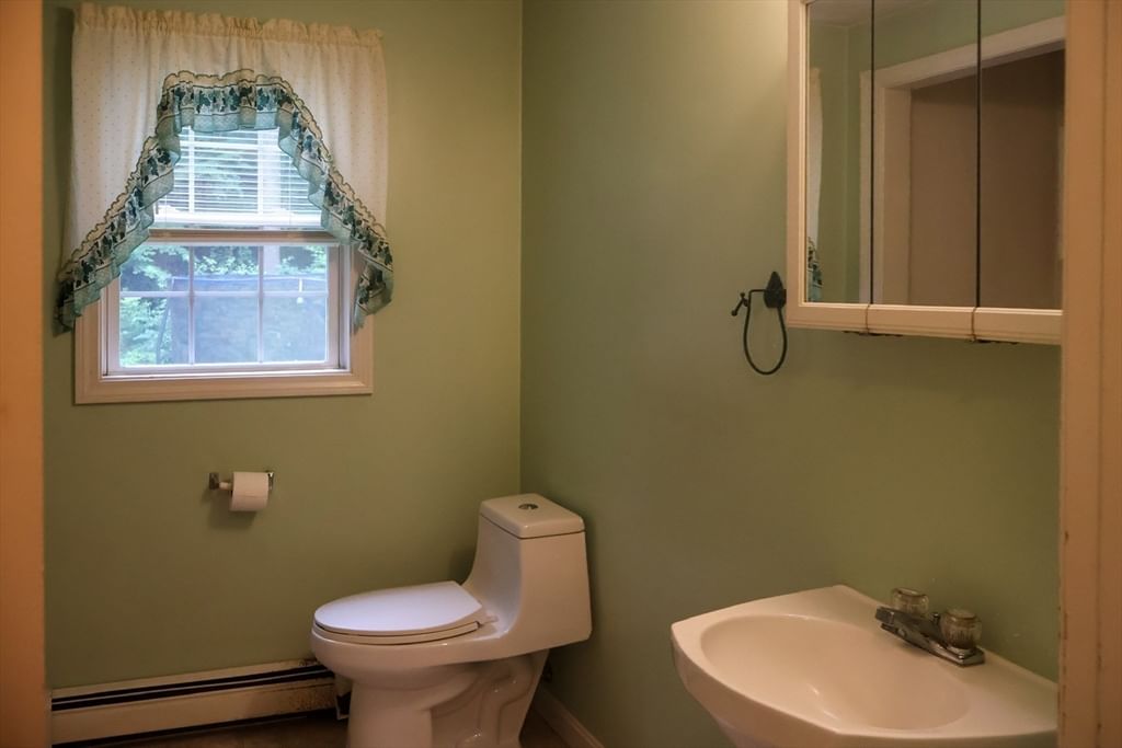 94 Whitins Rd, Sutton, MA, 94 Whitins Rd, Sutton, MA Photo #13