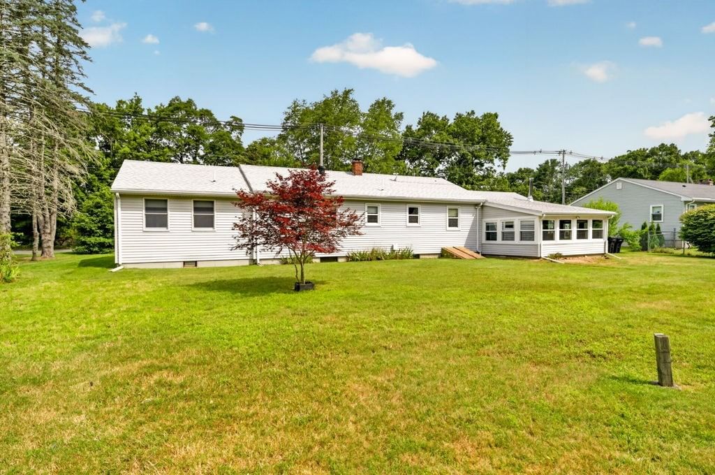 330 Cross Rd, Dartmouth, MA, 330 Cross Rd, Dartmouth, MA Photo #5