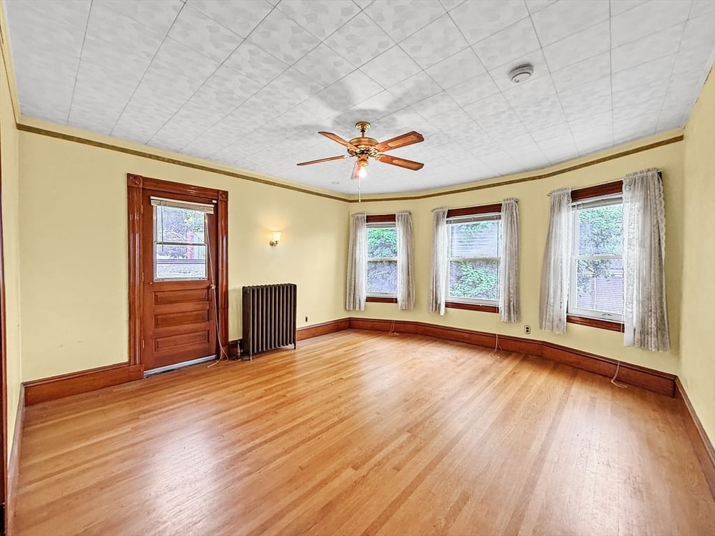 33 High St, Stoneham, MA, 33 High St, Stoneham, MA Photo #22