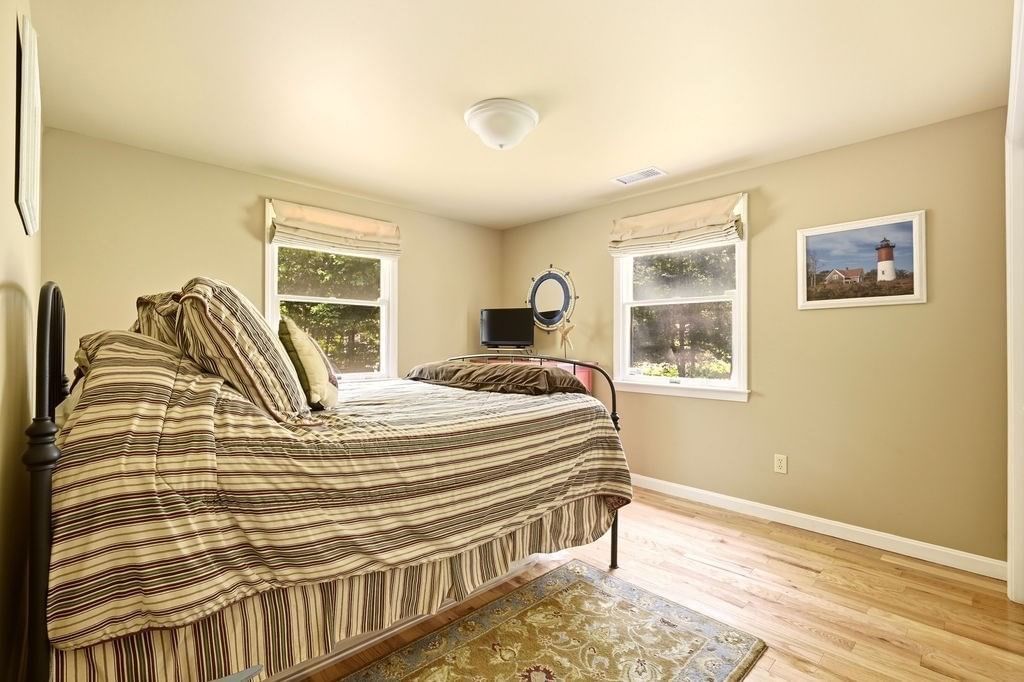 10 Circle Dr, Eastham, MA Photo #18
