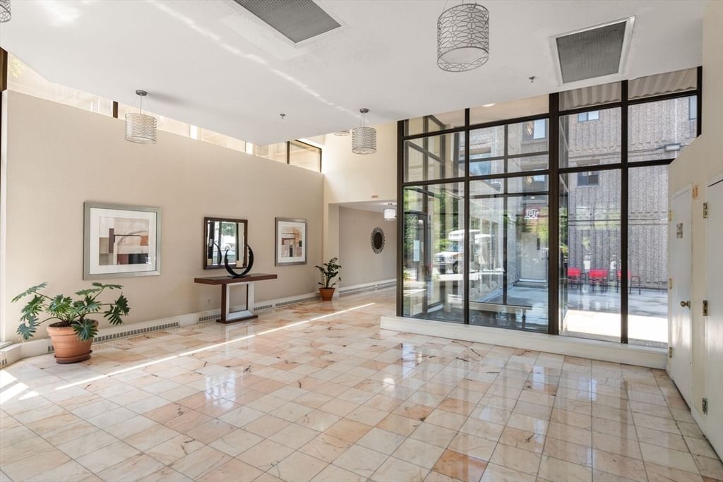 250 Hammond Pond Parkway 1208N, Newton, MA Photo #3