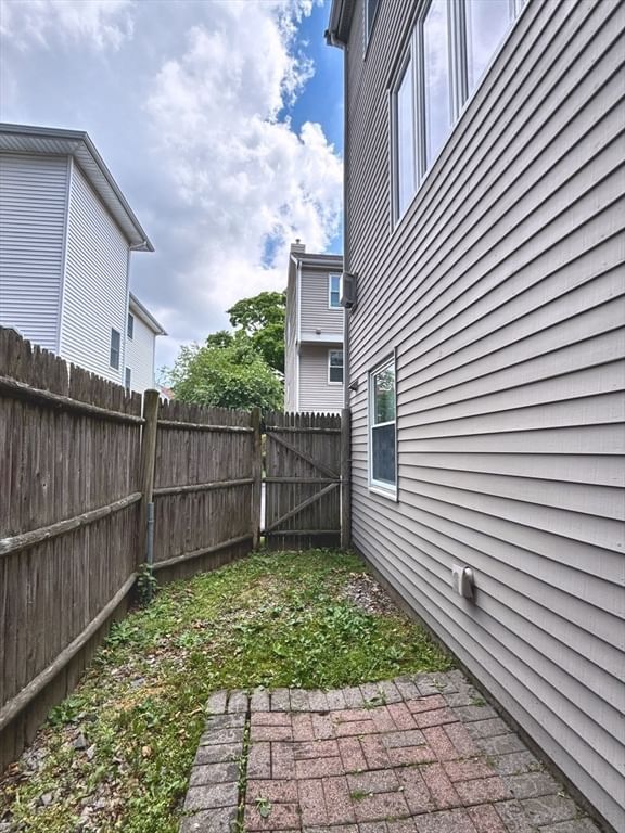 174 Adams St #6, Newton, MA Photo #34