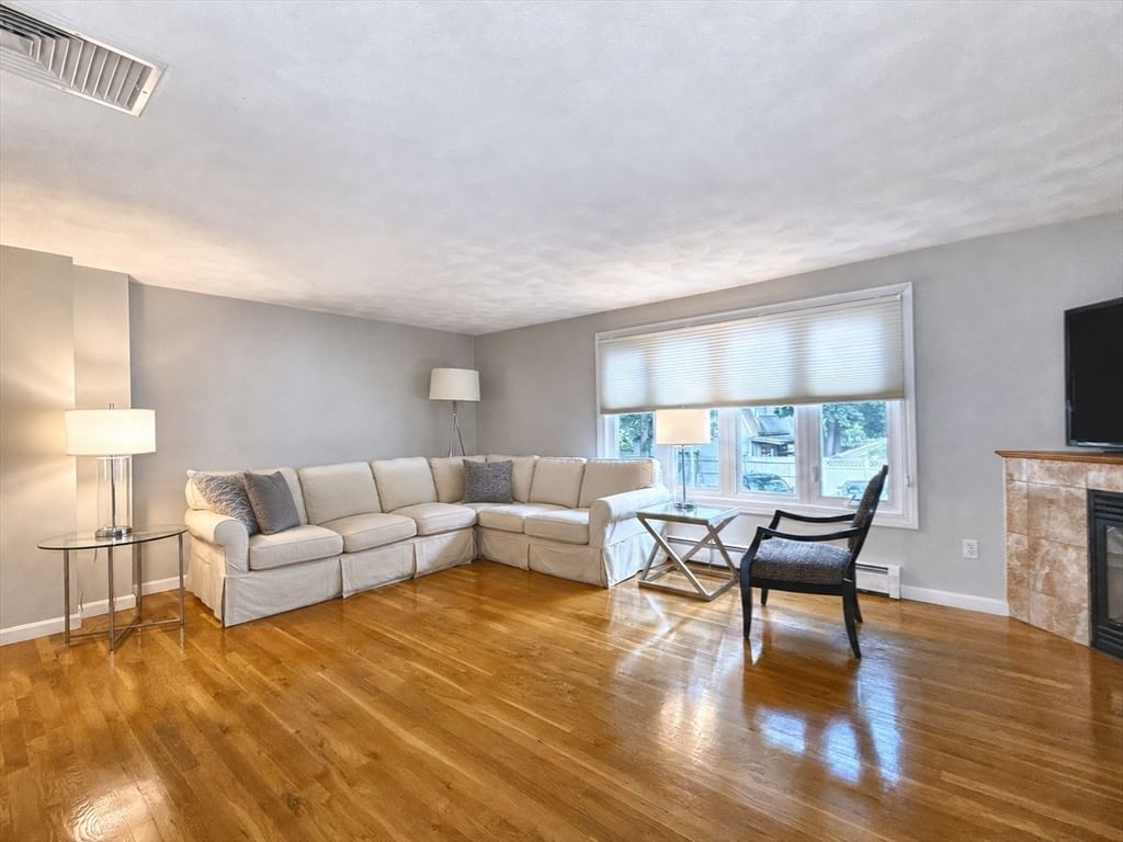 174 Adams St #6, Newton, MA Photo #8