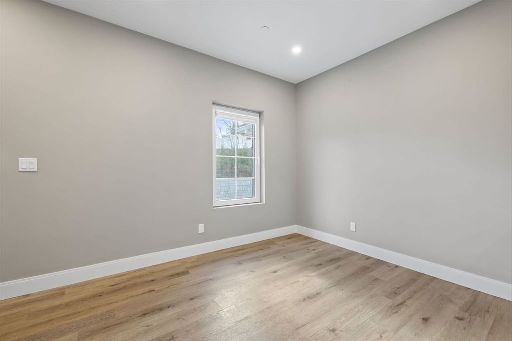 3 Burke Lane #203, Wellesley, MA Photo #5