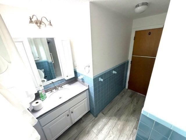 15 Frances Rd, Burlington, MA Photo #11