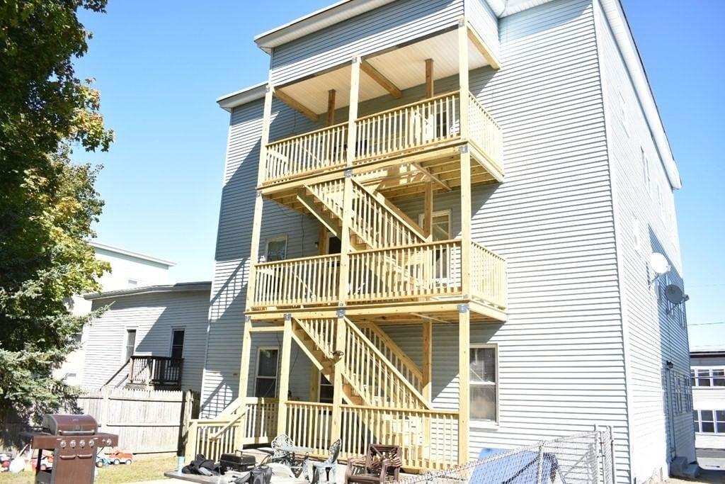 142 Madison St, Fitchburg, MA Photo #2