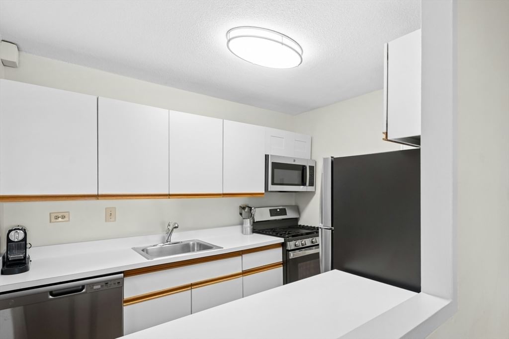 9 Hawthorne Pl #15H, Boston, MA, 9 Hawthorne Pl #15H, Boston, MA Photo #8