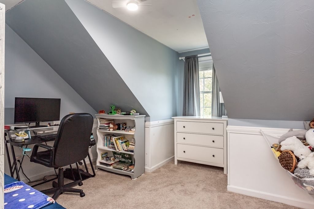 39 Nachaomet Rd, Lakeville, MA Photo #17