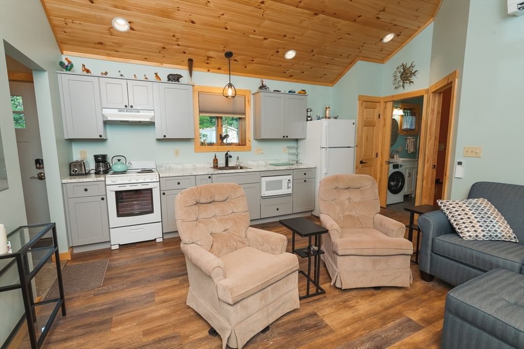 20 Rowe Rd, Charlemont, MA, 20 Rowe Rd, Charlemont, MA Photo #10