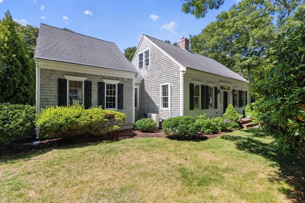 2 Huckleberry Dr Orleans — Photo 2 of 42