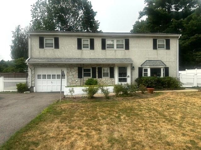 37 Rustcraft Rd, Dedham, MA Photo #2