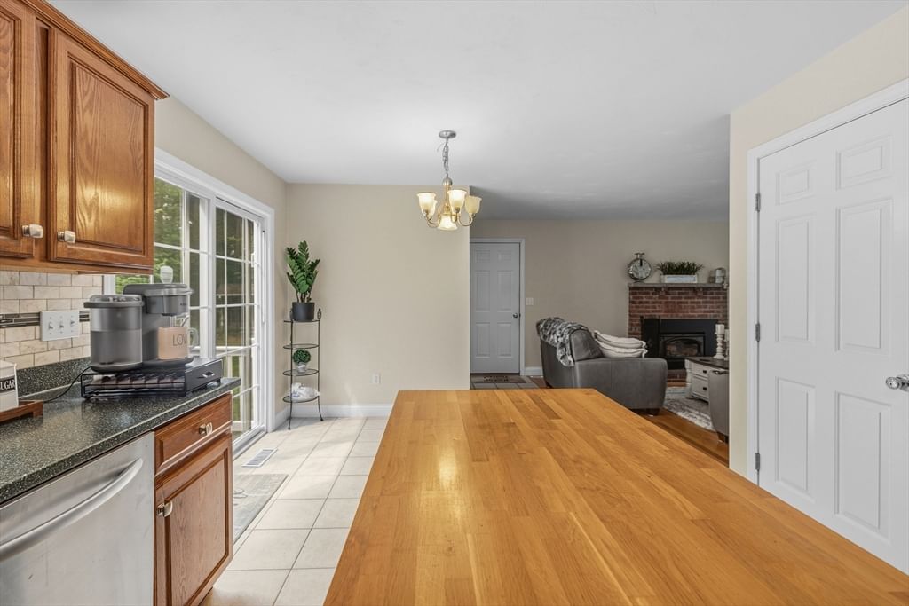 3 Pleasant St, Rehoboth, MA Photo #16