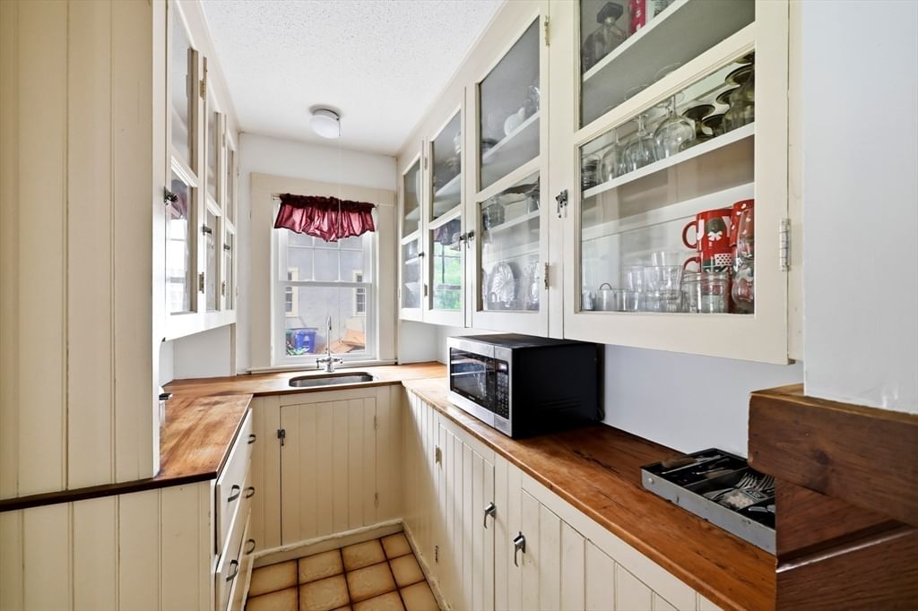 121 Farmington Ave, Longmeadow, MA, 121 Farmington Ave, Longmeadow, MA Photo #8