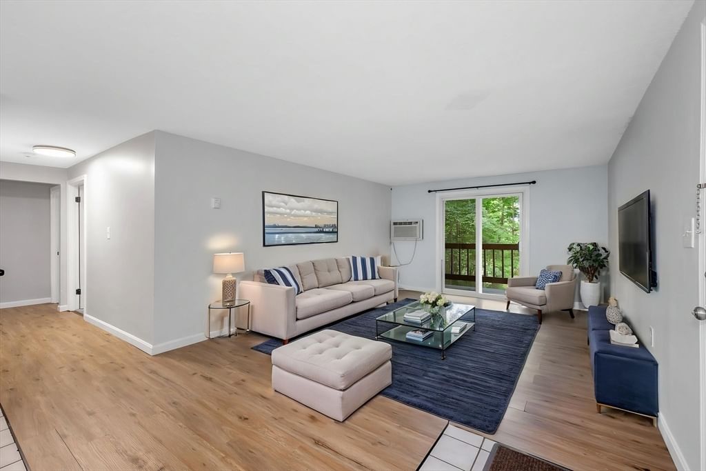 144 Thissell Avenue #6, Dracut, MA, 144 Thissell Avenue #6, Dracut, MA Photo #3